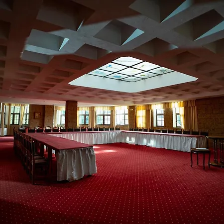 House Of Dracula Hotel-3